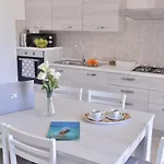 Izzhome Lagoon * Pula